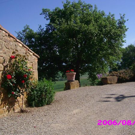 Villa Fonte all'Oppio con area piscina recintata Pienza Esterno foto