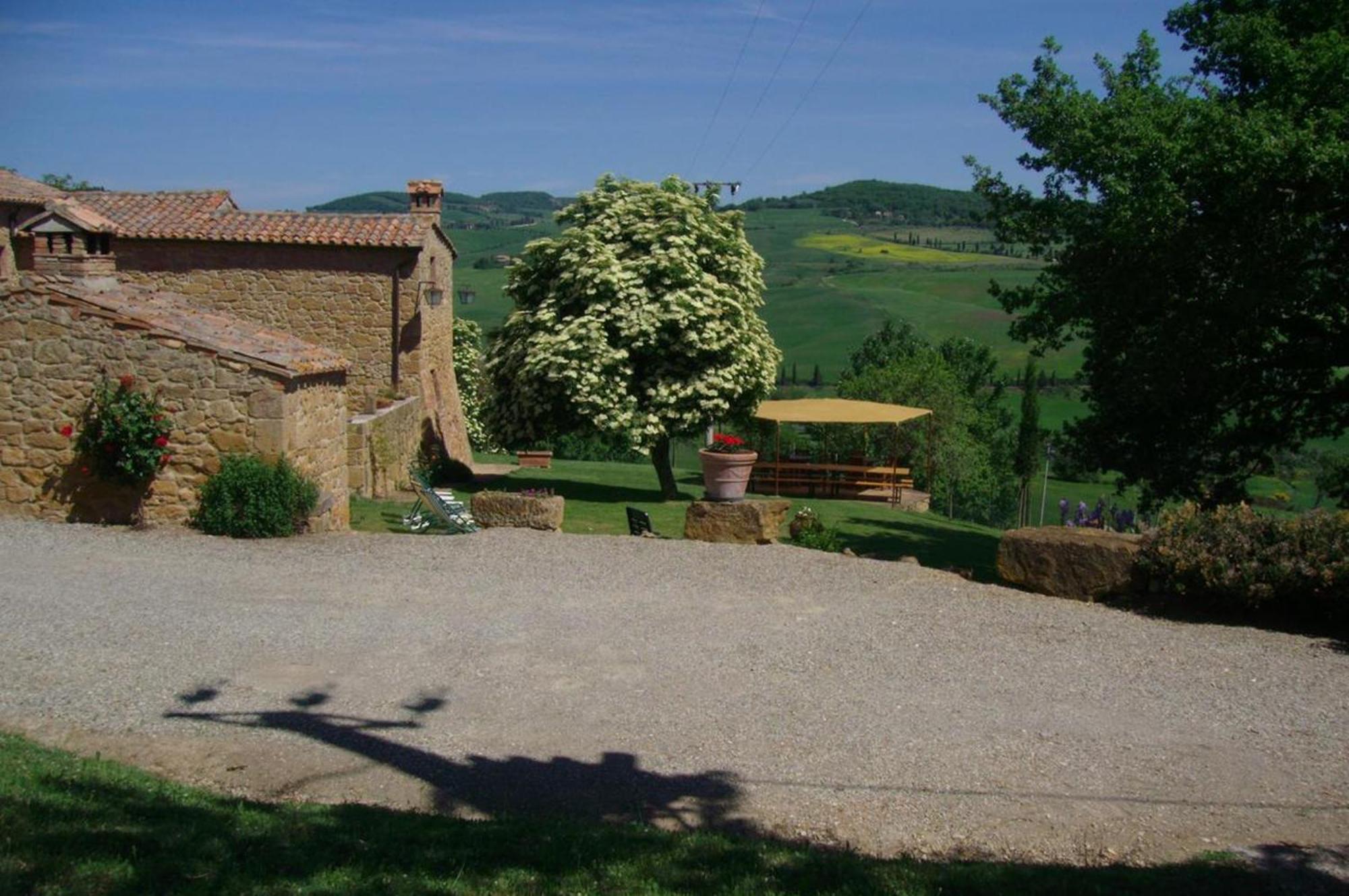 Villa Fonte all'Oppio con area piscina recintata Pienza Esterno foto