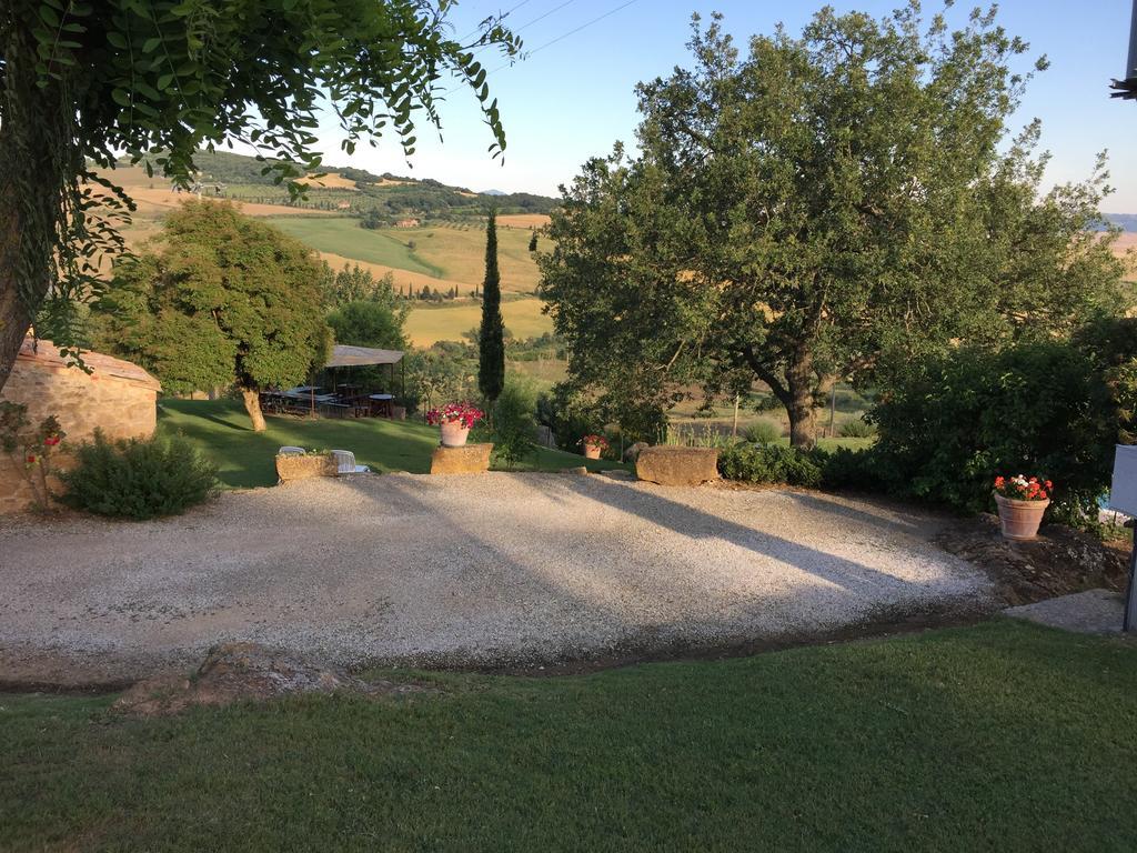 Villa Fonte all'Oppio con area piscina recintata Pienza Esterno foto
