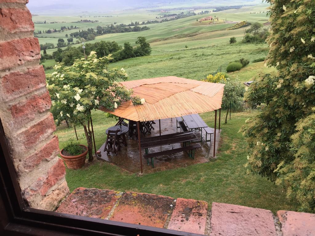 Villa Fonte all'Oppio con area piscina recintata Pienza Esterno foto