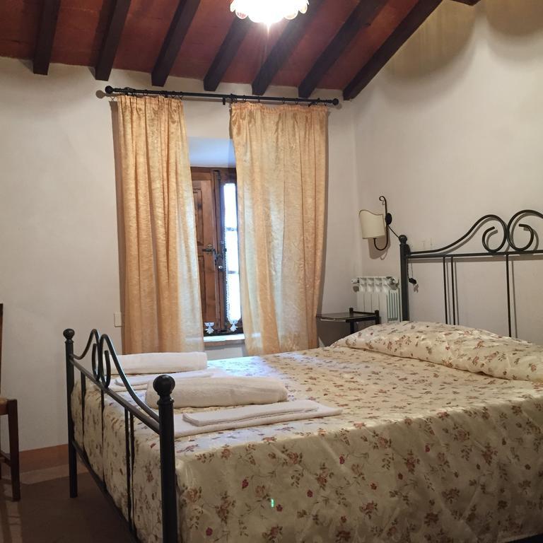 Villa Fonte all'Oppio con area piscina recintata Pienza Esterno foto