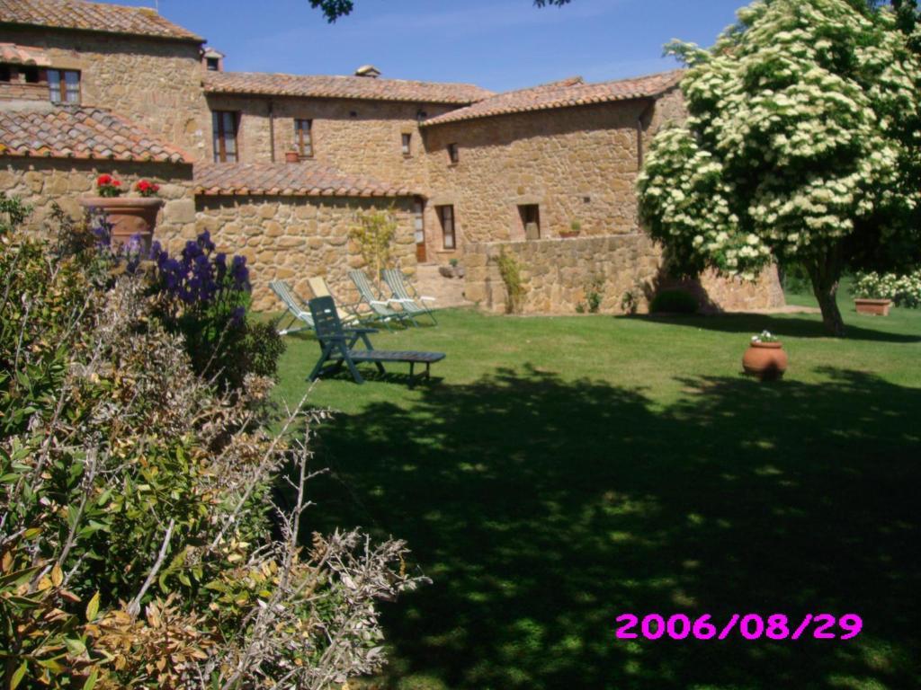 Villa Fonte all'Oppio con area piscina recintata Pienza Camera foto
